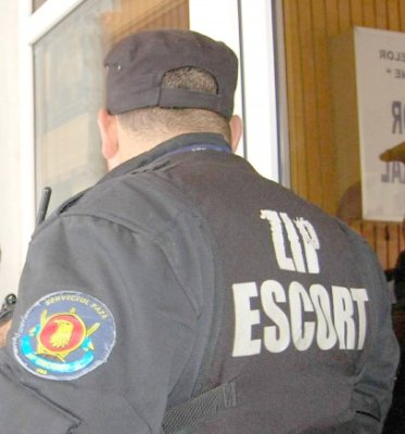 Tentativă de jaf la o farmacie